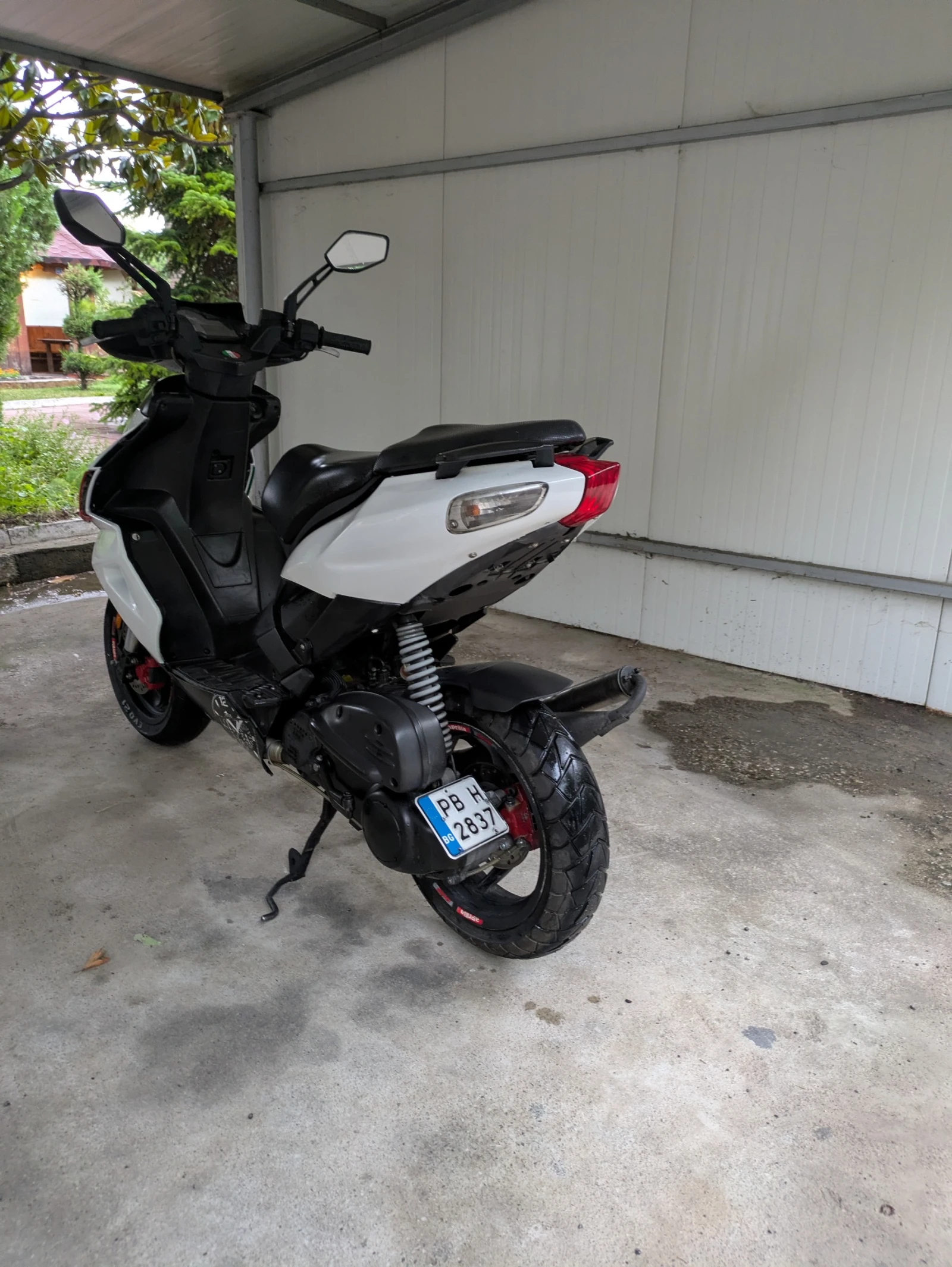 Aprilia Sr