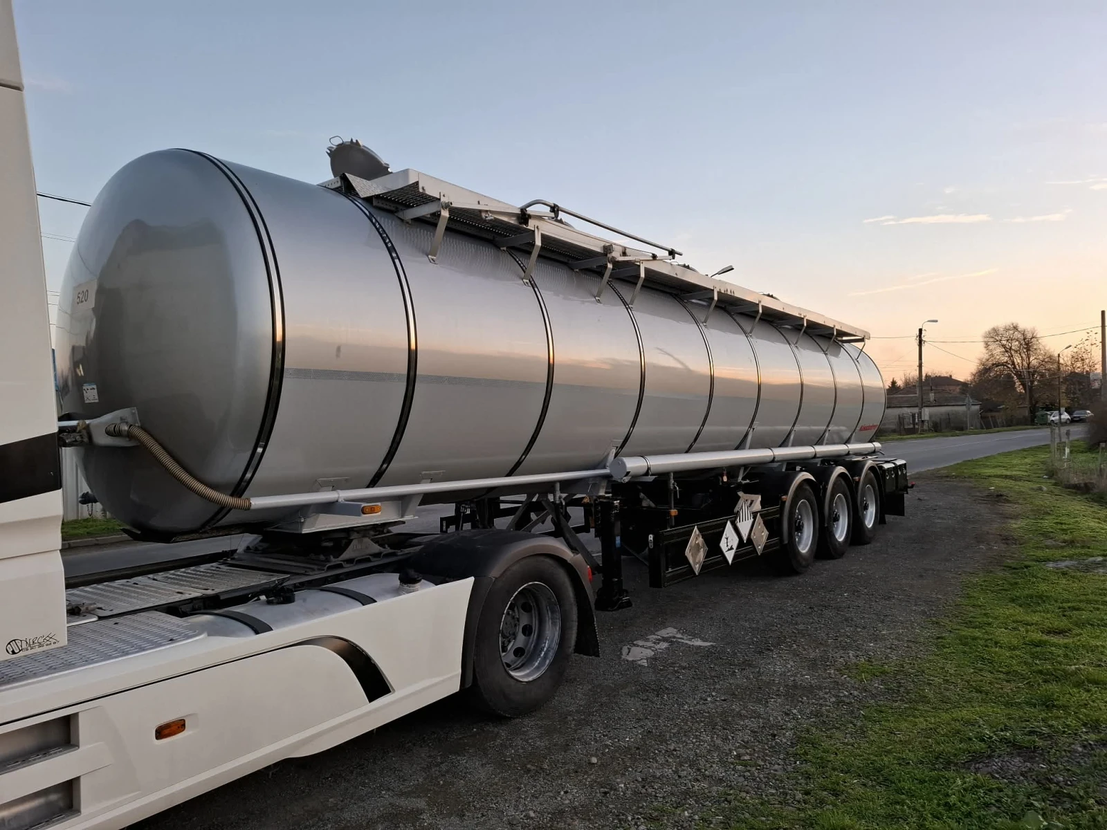 ����������� Kaessbohrer . | Mobile.bg � ����������� 1