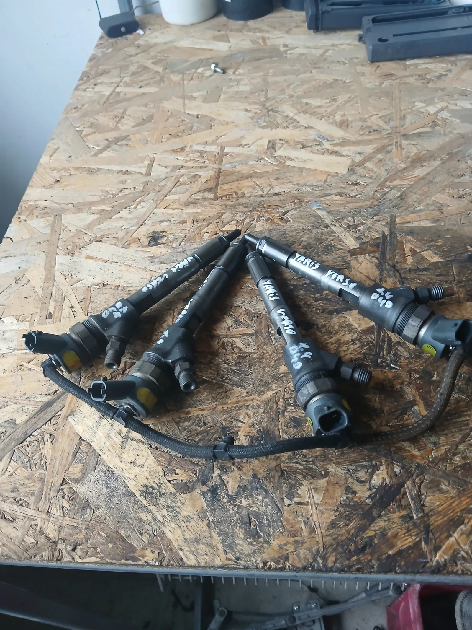 0445110085 дюзи Toyota Yaris Verso 1.4 D4D 