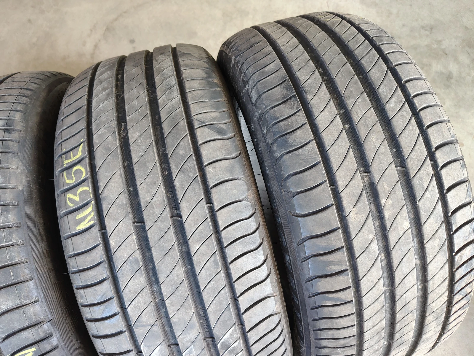 Гуми Летни 255/45R18, снимка 3 - Гуми и джанти - 55845745