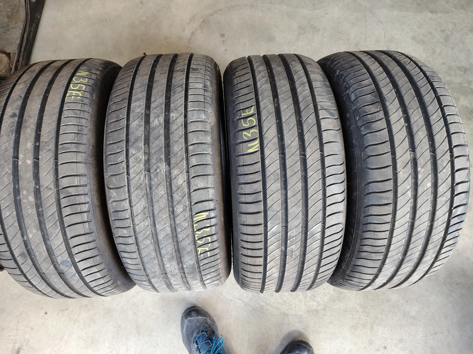 Гуми Летни 255/45R18