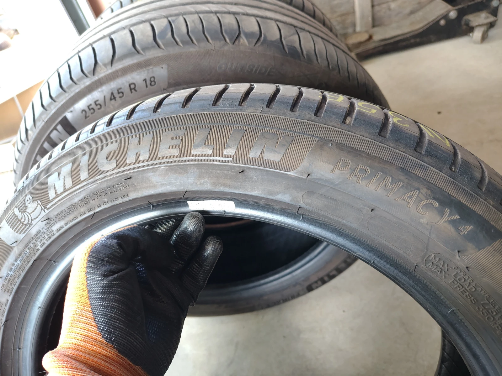 Гуми Летни 255/45R18, снимка 4 - Гуми и джанти - 55845745