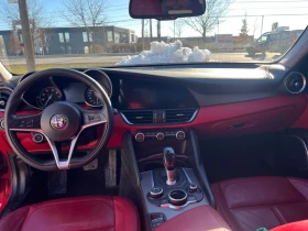 Alfa Romeo Giulia Ti Q4 | Harman/Kardon| Подгрев| , снимка 8