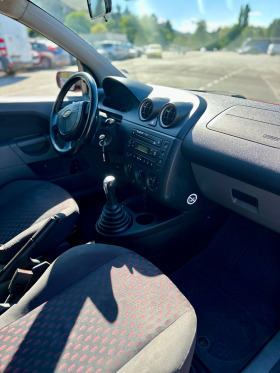 Ford Fiesta 1.4 HDI Климатик, снимка 12