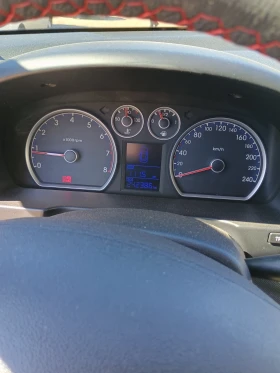 Hyundai I30 1.4 газ- бензин , снимка 2