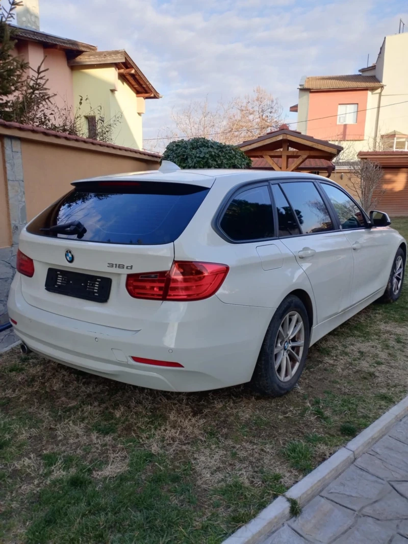 BMW 318 AVTOMATIK, снимка 3 - Автомобили и джипове - 52461459