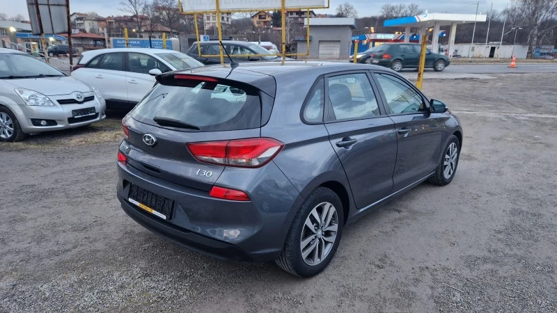 Hyundai I30 1.6 CRDi EUR.6, снимка 3 - Автомобили и джипове - 39794685