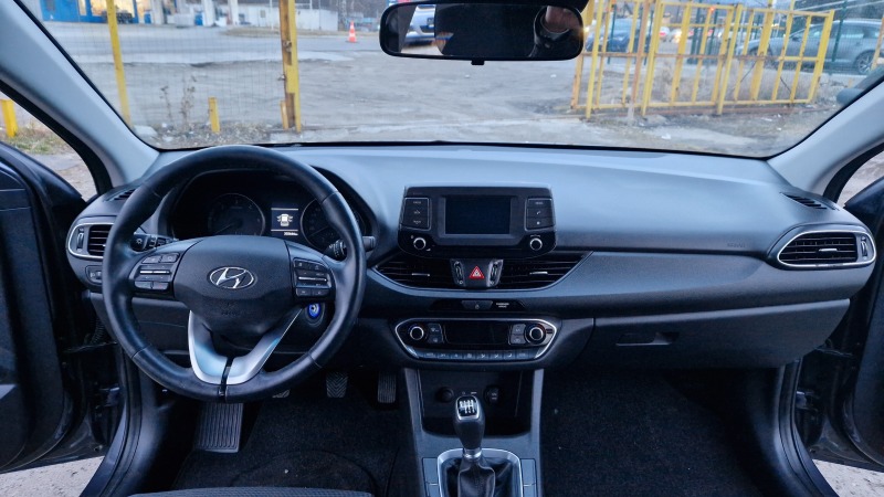 Hyundai I30 1.6 CRDi EUR.6, снимка 11 - Автомобили и джипове - 39794685