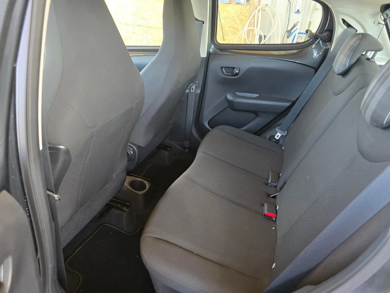 Peugeot 108 1.0i/14хил.км./Лизинг/Швейцария, снимка 14 - Автомобили и джипове - 51909304