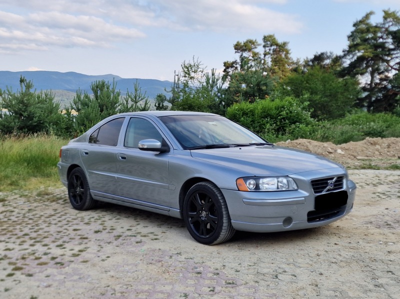 Volvo S60 2.4D, снимка 2 - Автомобили и джипове - 46596671