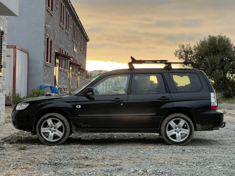 Subaru Forester XT, снимка 13 - Автомобили и джипове - 47692841