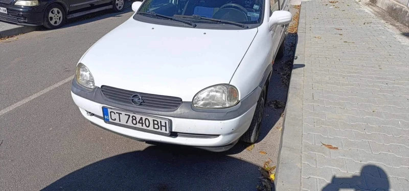 Opel Corsa 1.0 , снимка 1 - Автомобили и джипове - 48938722