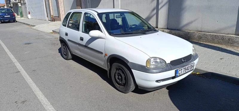 Opel Corsa 1.0 , снимка 4 - Автомобили и джипове - 48938722