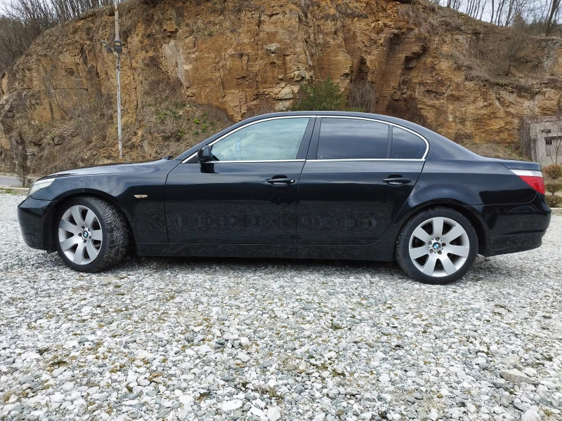 BMW 523, снимка 4 - Автомобили и джипове - 51086468