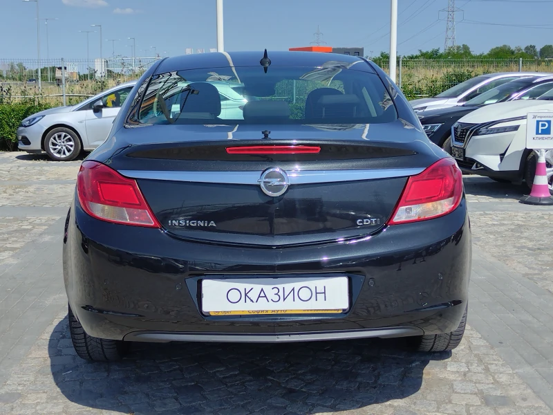 Opel Insignia 2.0CDTI/130к.с, снимка 6 - Автомобили и джипове - 50796676