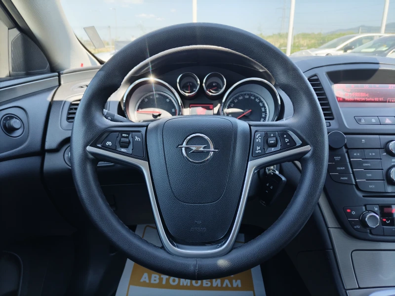 Opel Insignia 2.0CDTI/130к.с, снимка 9 - Автомобили и джипове - 50796676