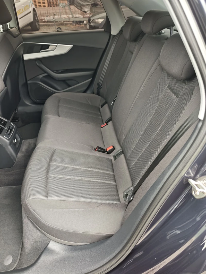 Audi A4 2019 TOP, снимка 10 - Автомобили и джипове - 51883638