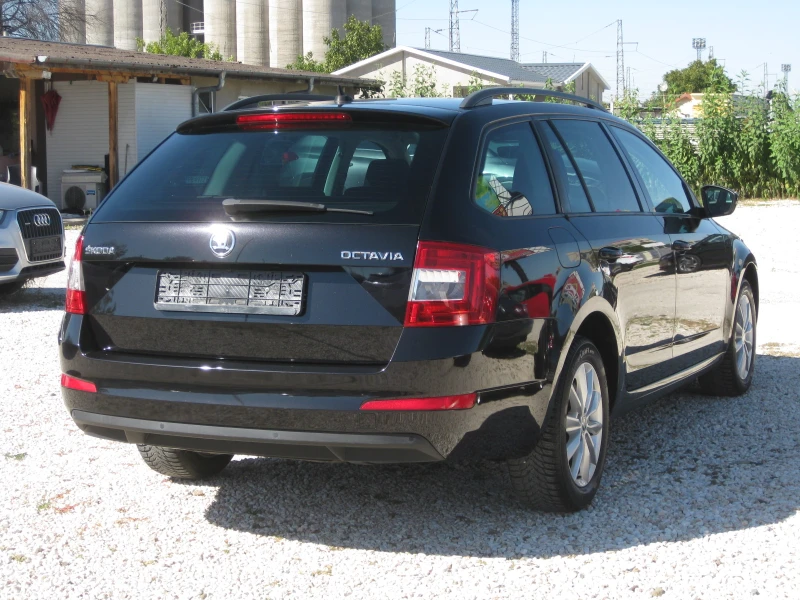 Skoda Octavia 1.6 TDI, снимка 5 - Автомобили и джипове - 52297700