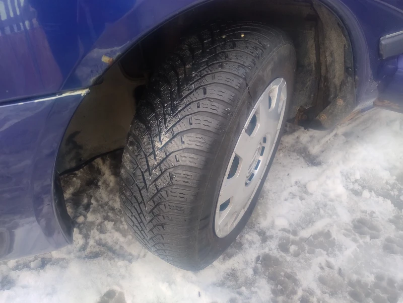 Mitsubishi Space star 1.9DI-D, снимка 17 - Автомобили и джипове - 53100797