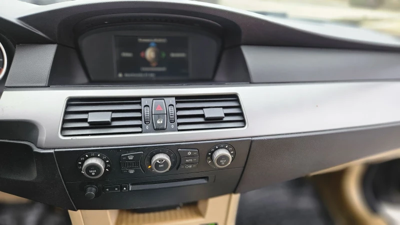 BMW 520, снимка 12 - Автомобили и джипове - 53598503