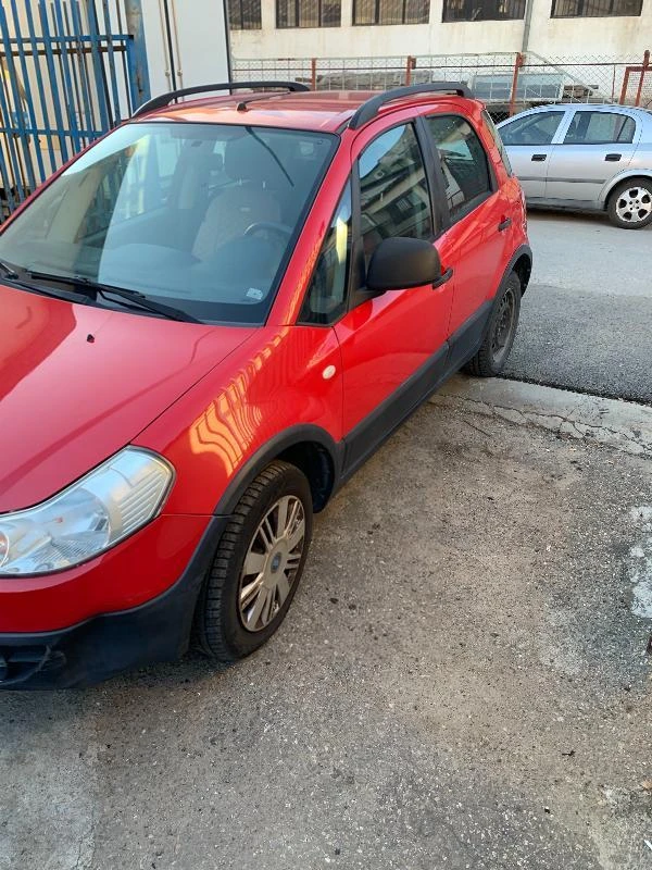 Fiat Sedici 1.9 multijet 4x4, снимка 2 - Автомобили и джипове - 18444849