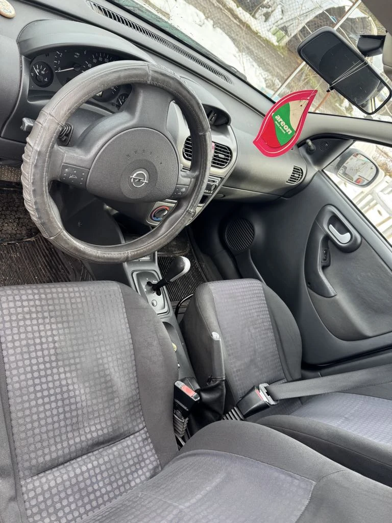 Opel Corsa 1.3 CDTI, снимка 11 - Автомобили и джипове - 48535074