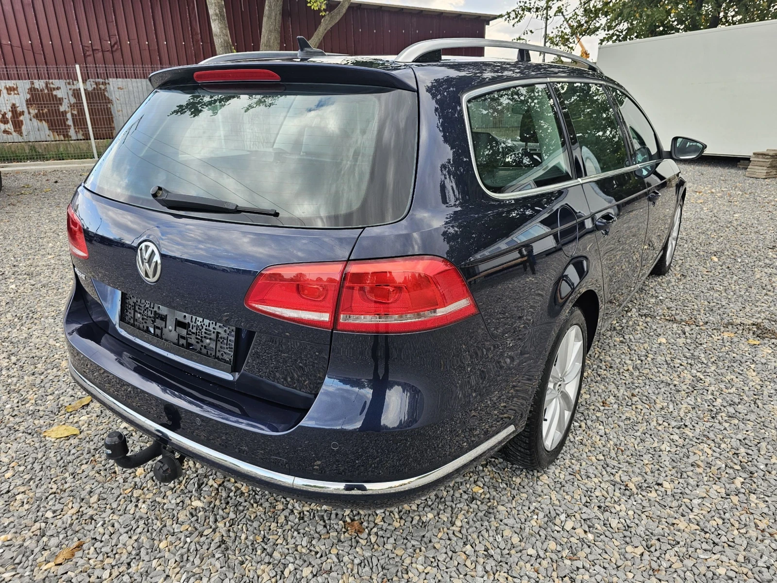 VW Passat 2.Tdi 140k.s Distr.Koja.Obduhvane.Navi.DSG. Kamera - изображение 4