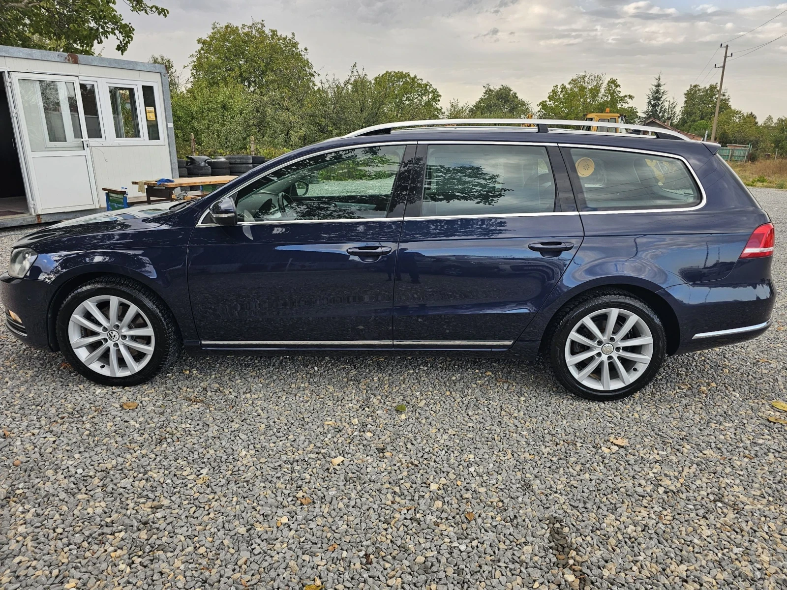 VW Passat 2.Tdi 140k.s Distr.Koja.Obduhvane.Navi.DSG. Kamera - изображение 6