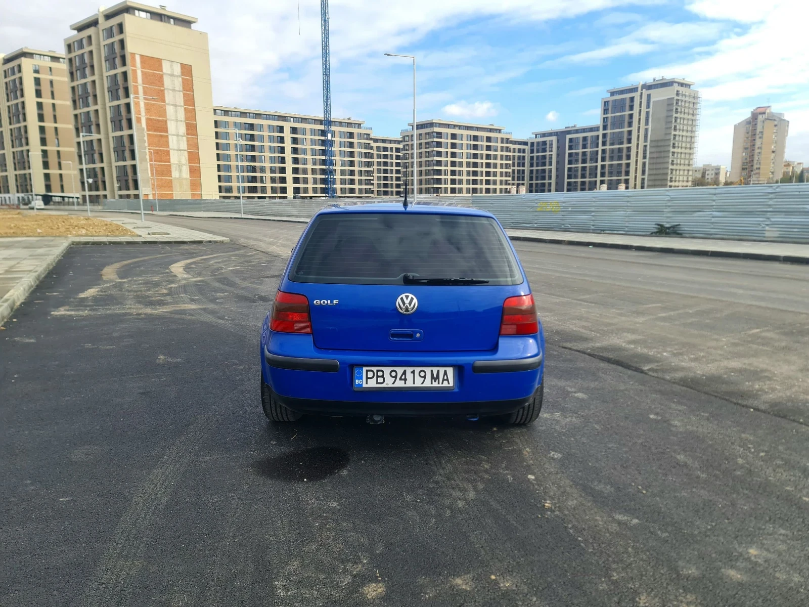 VW Golf 1.6 SR ГАЗ - изображение 4