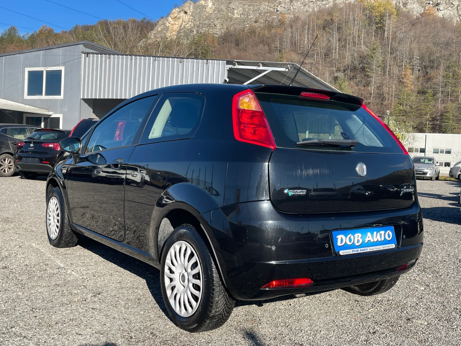 Fiat Punto 1.4i-78 к.с- GRANDE PUNTO - изображение 6