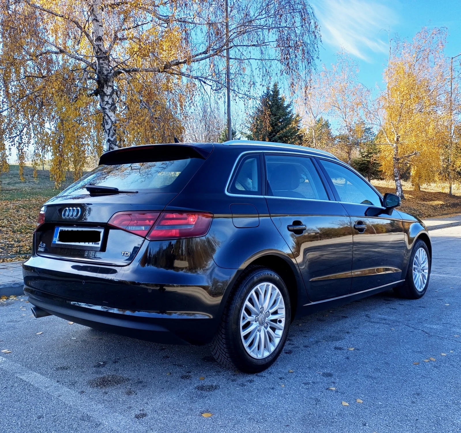 Audi A3 1.6TDI, Ambition, 6-скорости - изображение 6