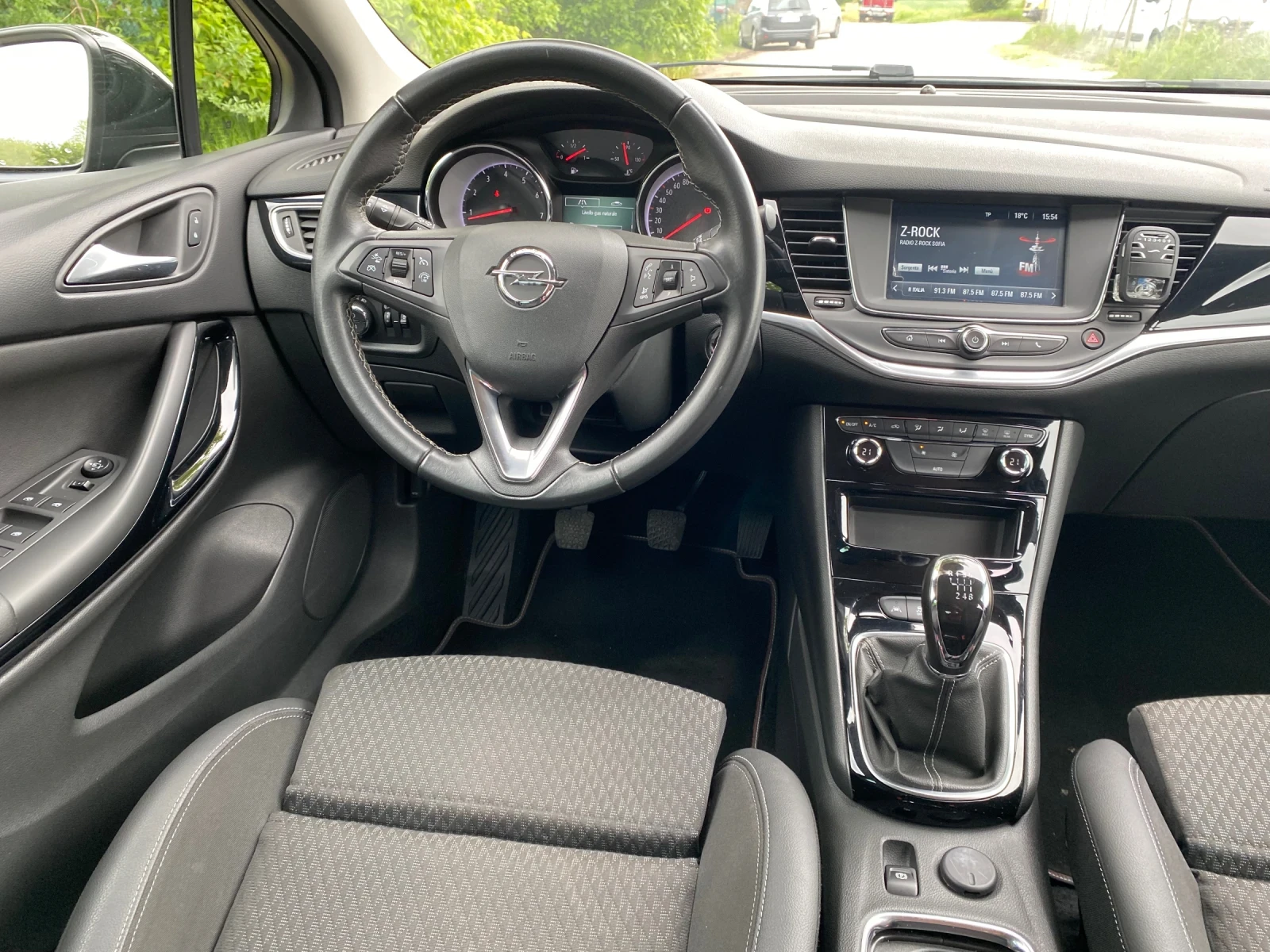 Opel Astra + 1.4t-eco m - cosmo - изображение 7