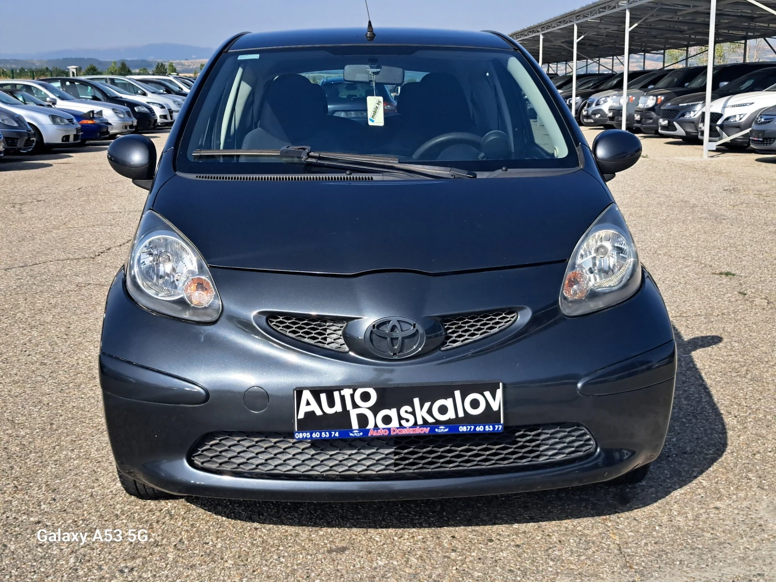 Toyota Aygo 1, 0 i АВТОМАТ - изображение 2