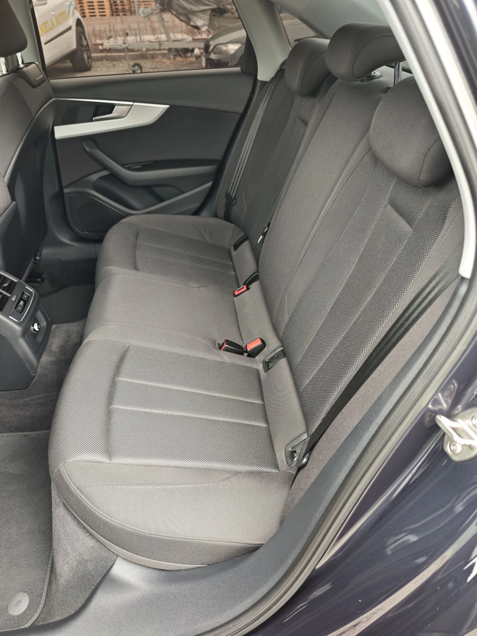 Audi A4 2019 TOP - изображение 10