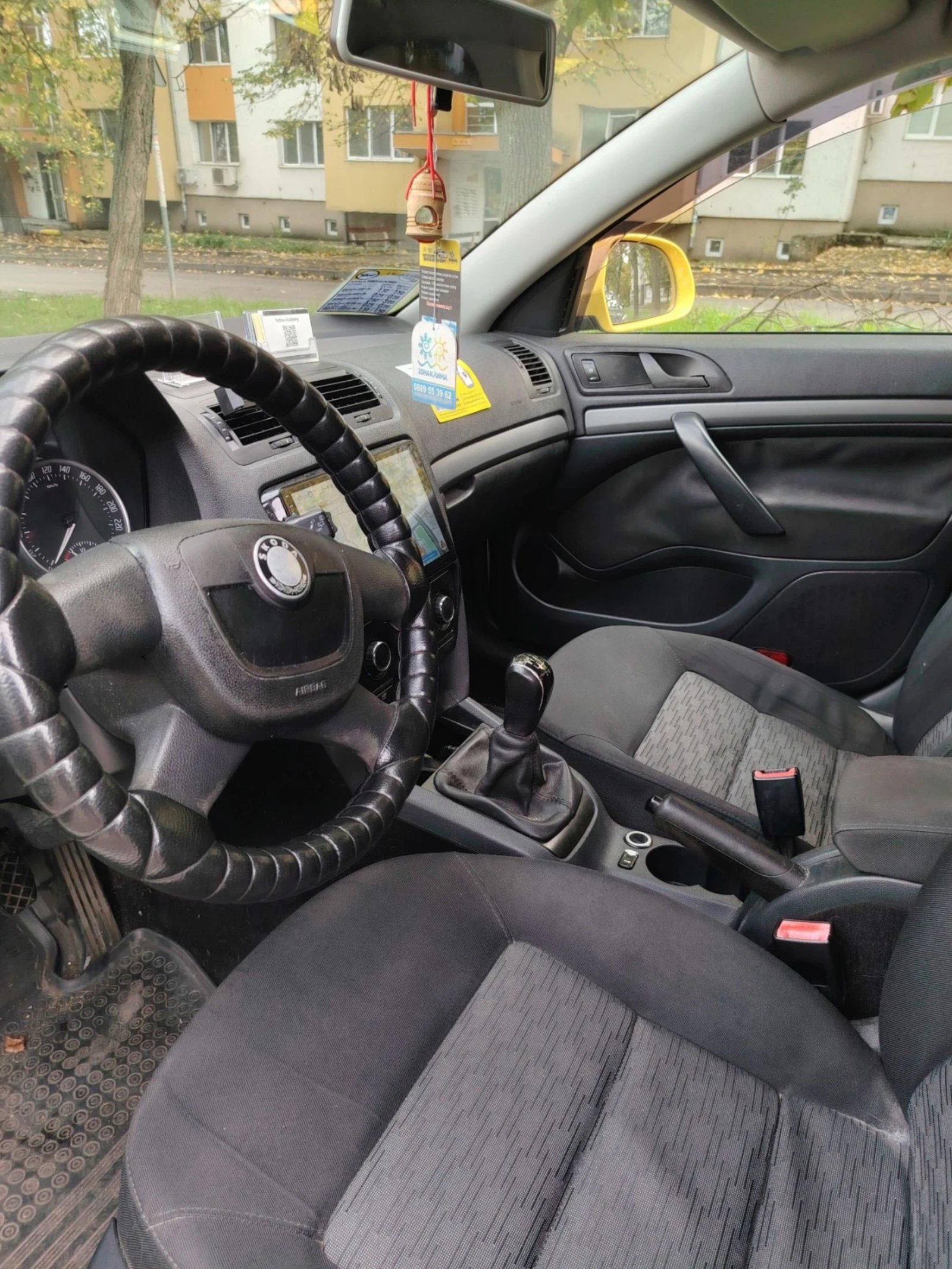 Skoda Octavia 1.6 MPI - изображение 10