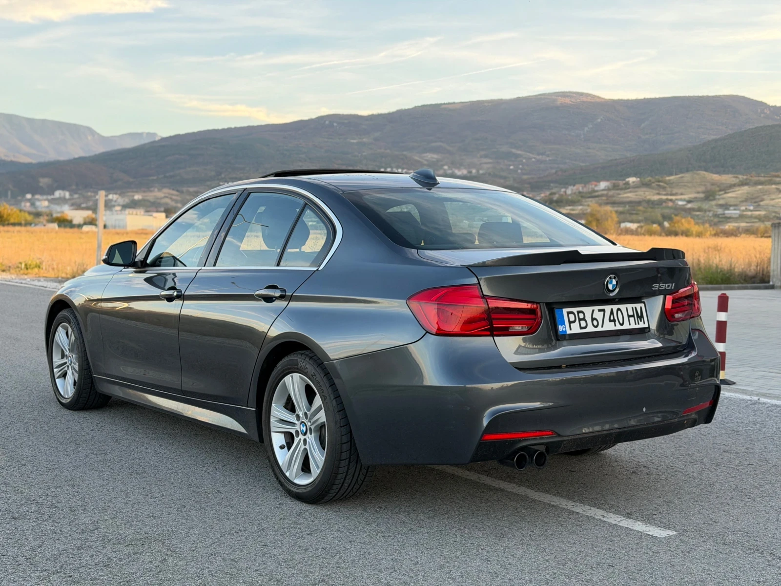 BMW 330 82000 КМ - изображение 7