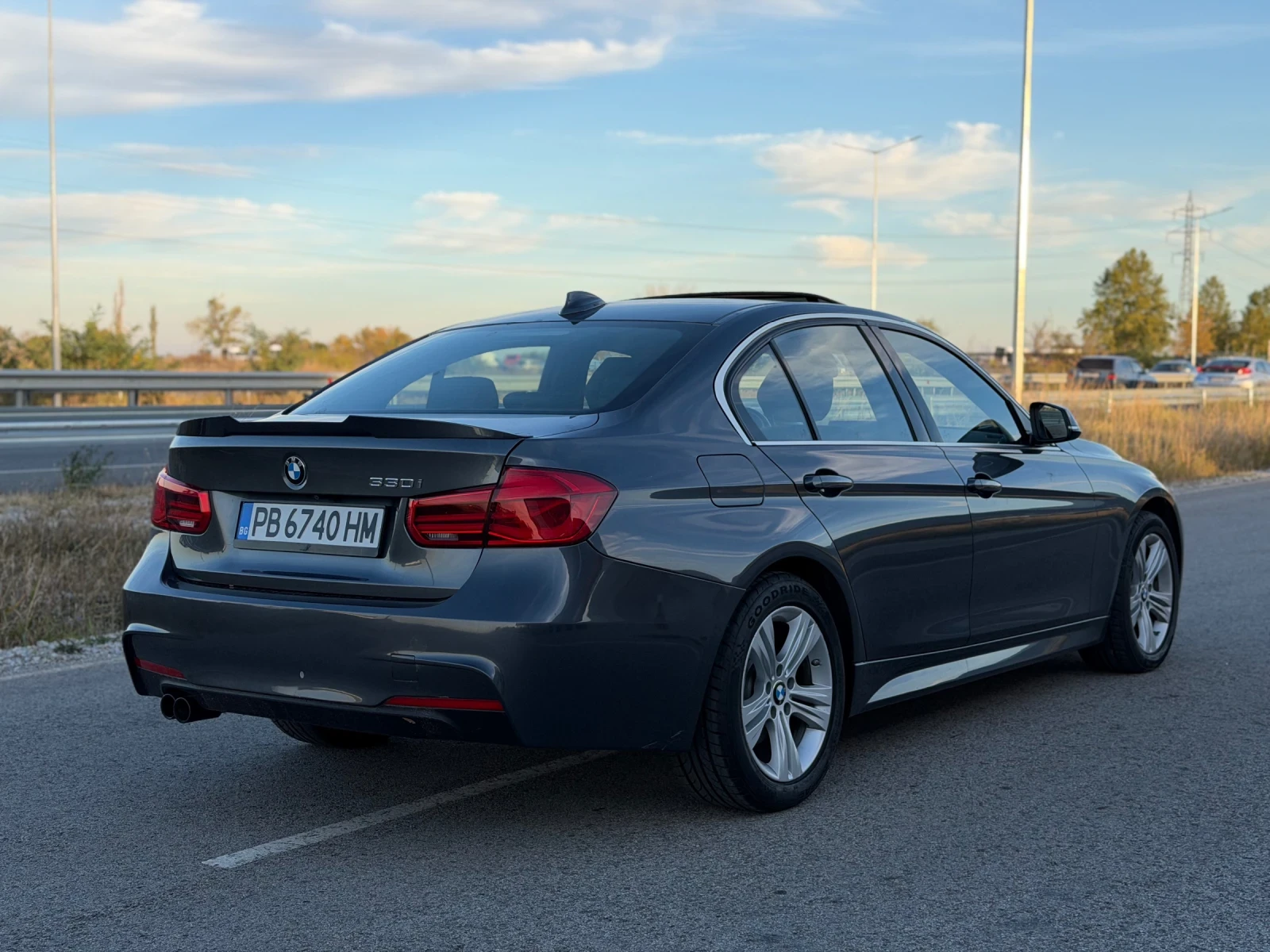 BMW 330 82000 КМ - изображение 5