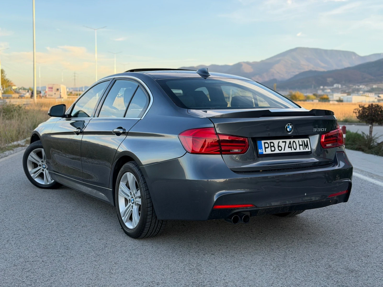 BMW 330 82000 КМ - изображение 2