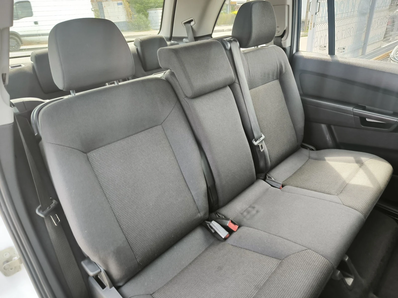 Opel Zafira 1.6i, снимка 11 - Автомобили и джипове - 54365958