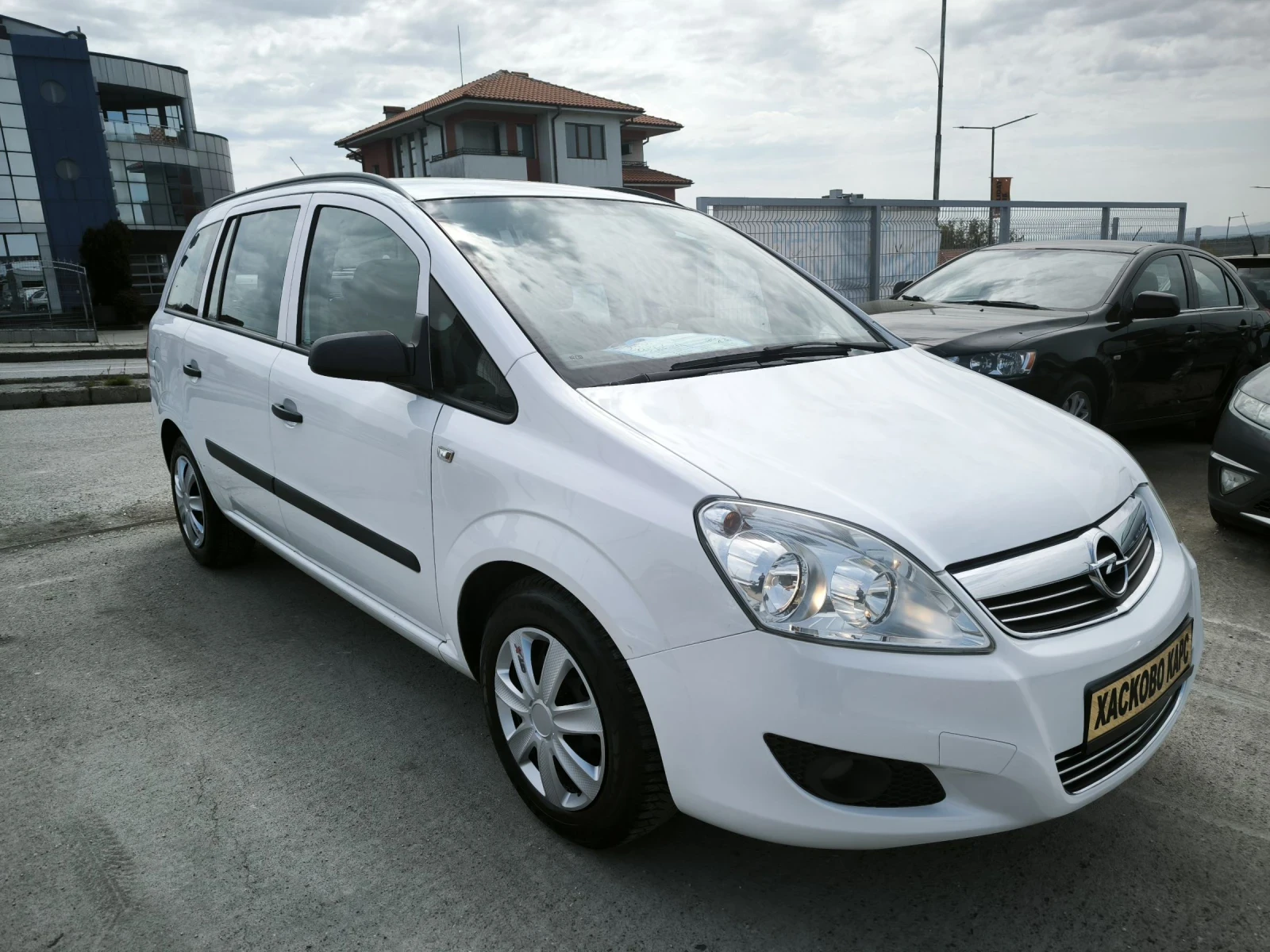 Opel Zafira 1.6i, снимка 3 - Автомобили и джипове - 54365958