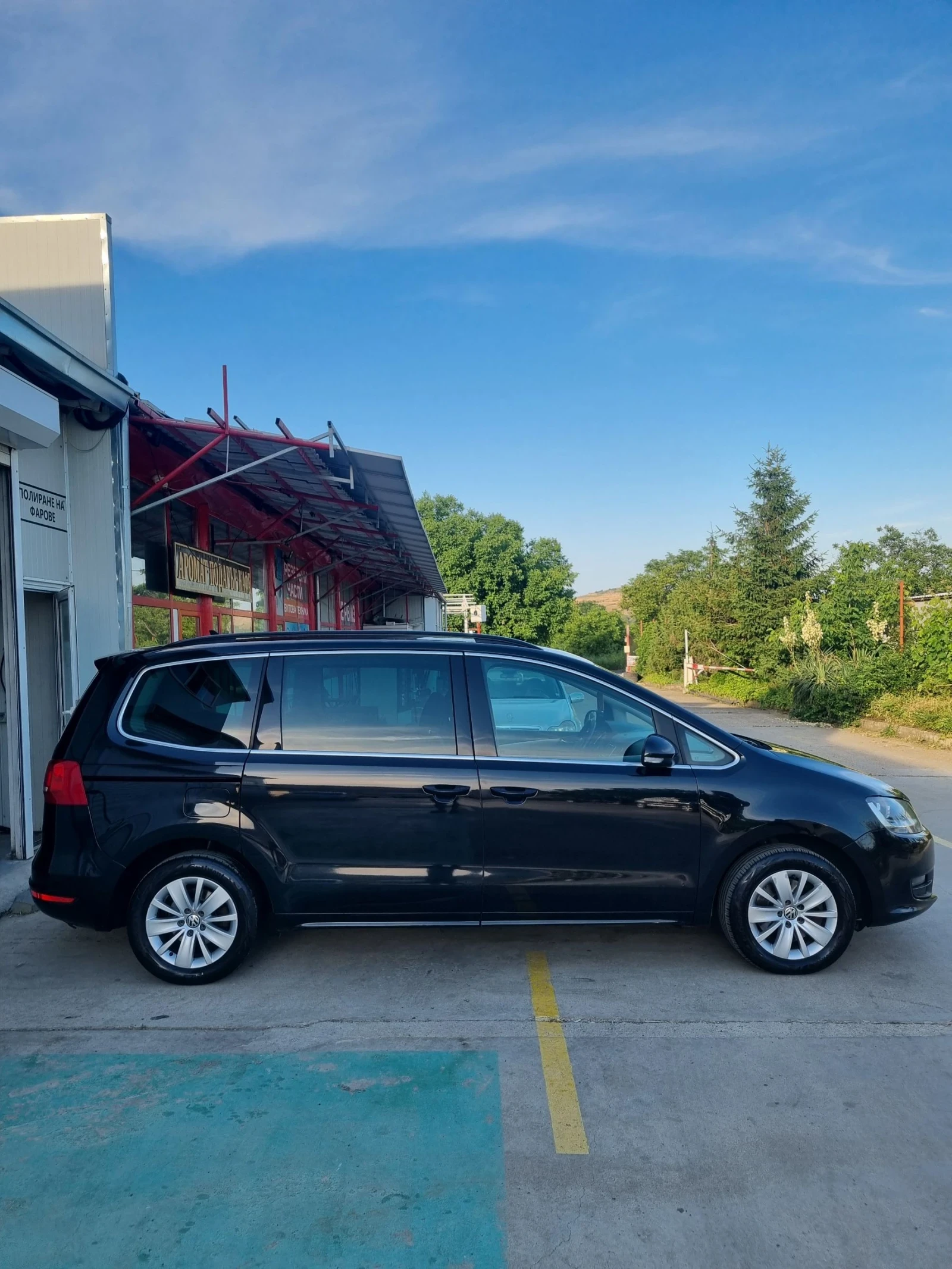 VW Sharan 2.0tdi 140коня 7 местен, снимка 3 - Автомобили и джипове - 55015800