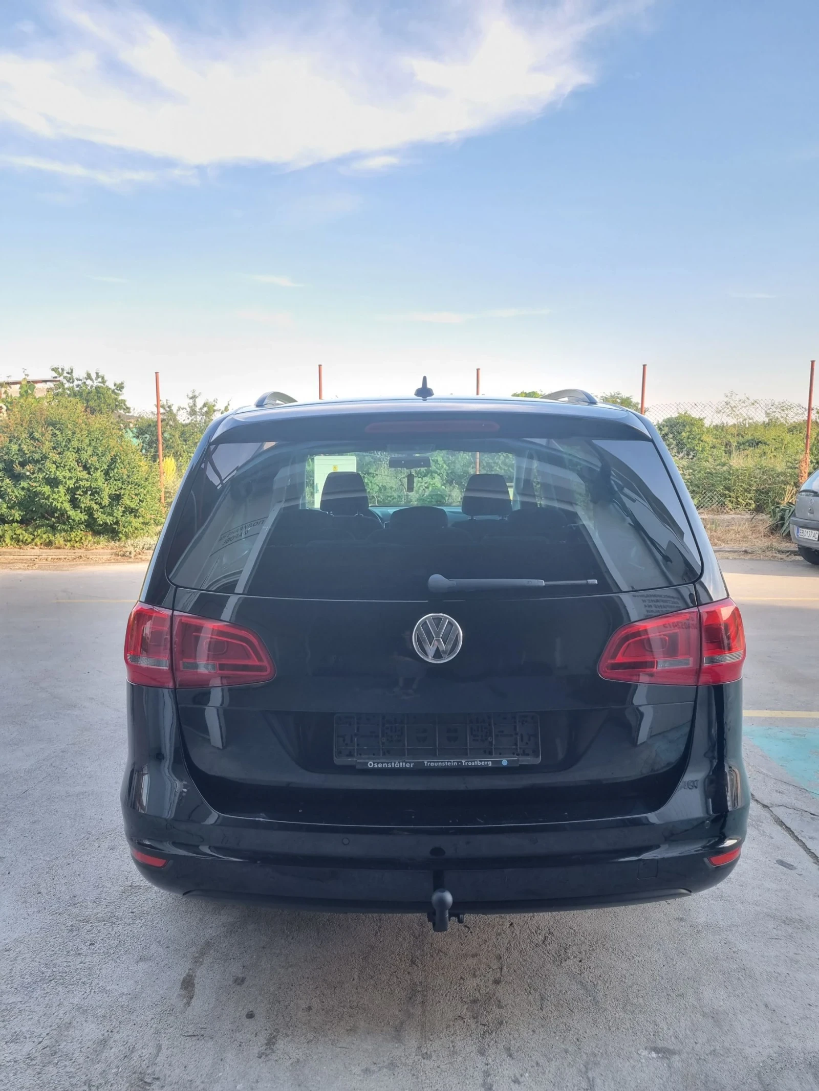 VW Sharan 2.0tdi 140коня 7 местен, снимка 8 - Автомобили и джипове - 55015800
