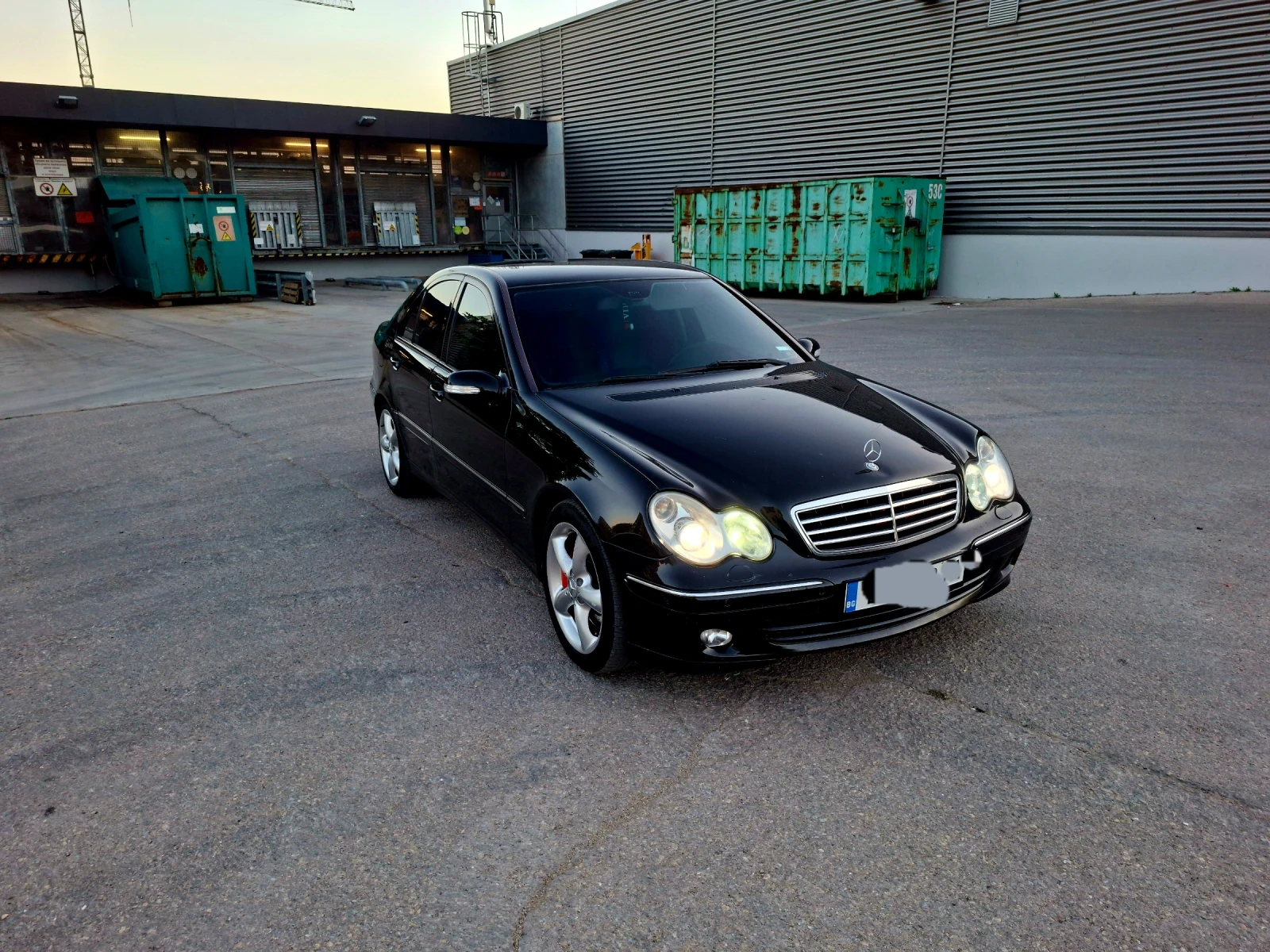 Mercedes-Benz C 320, снимка 2 - Автомобили и джипове - 55130433