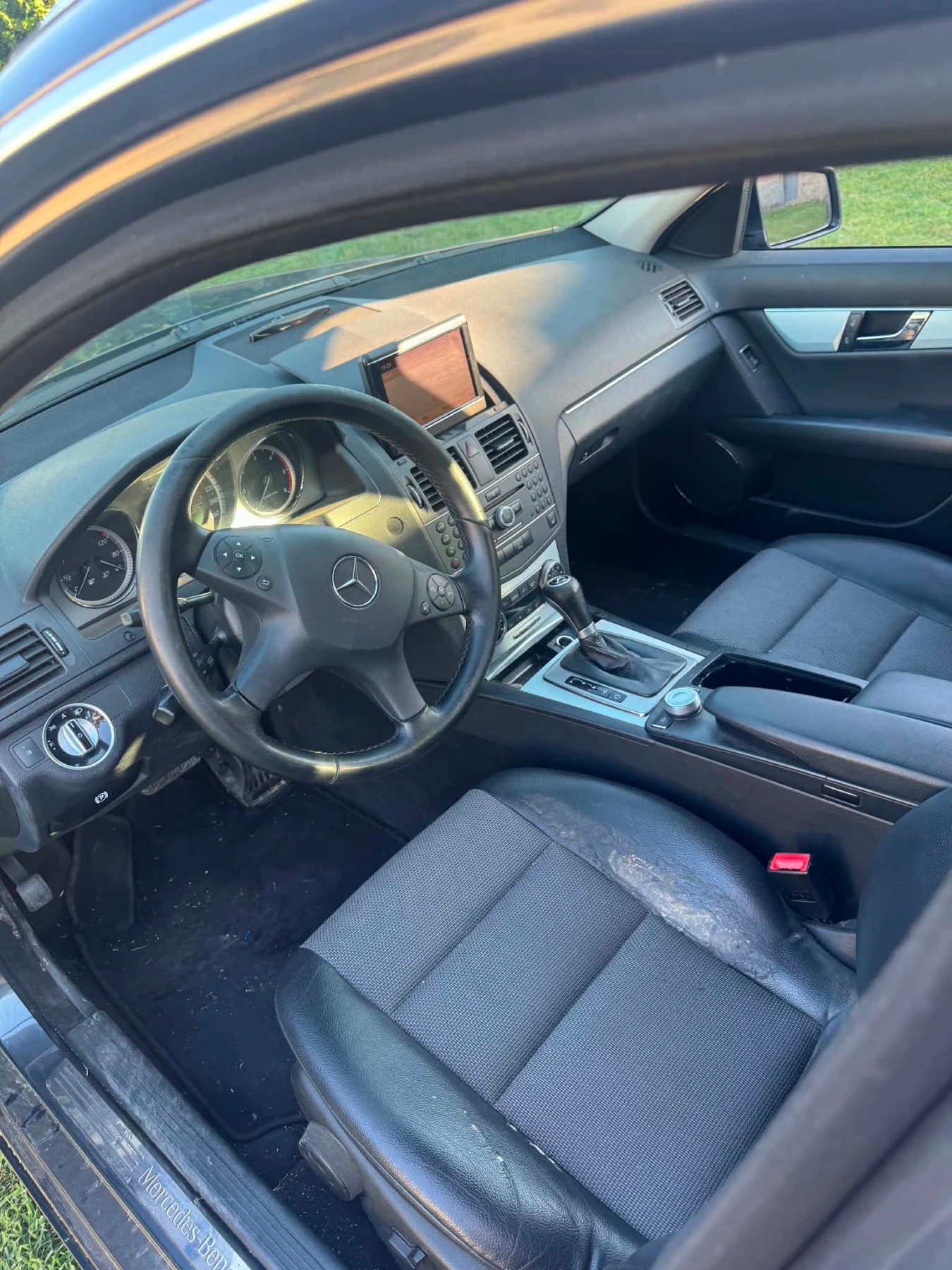 Mercedes-Benz C 220, снимка 6 - Автомобили и джипове - 55218463