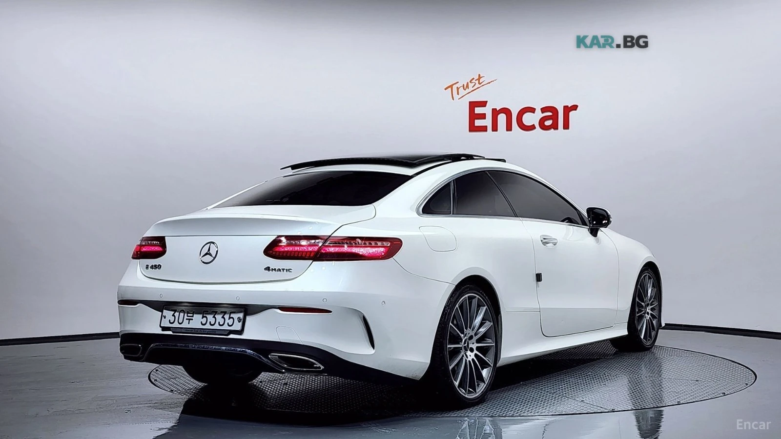 Mercedes-Benz E 450 4MATIC COUPE* ЧЕРВЕНА КОЖА* ОБДУХВ* НАВИ* ПАНО* HU, снимка 2 - Автомобили и джипове - 55342403