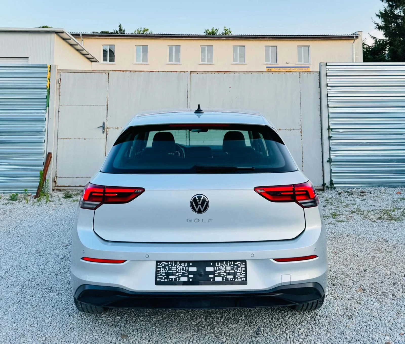 VW Golf VIII* 2000 TDI* DSG, снимка 15 - Автомобили и джипове - 55367794