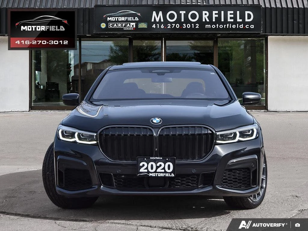 BMW 750 xDrive* M-SPORT* ПОДГРЕВ* ОБДУХВАНЕ* МАСАЖИ* ПАНО*, снимка 2 - Автомобили и джипове - 55616790