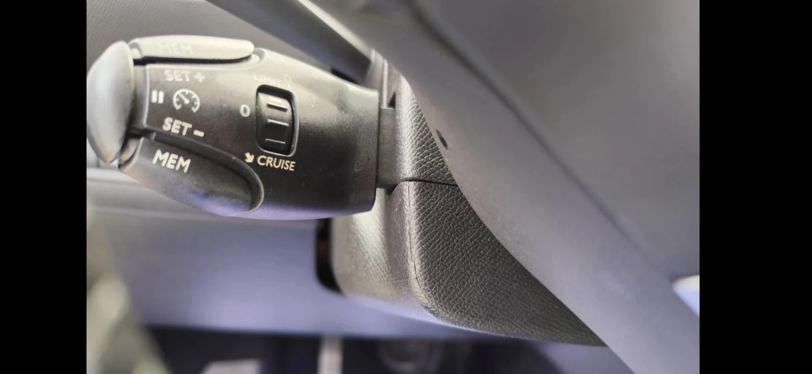 Peugeot 308 1.6 HDI-147000 км., снимка 7 - Автомобили и джипове - 56043656