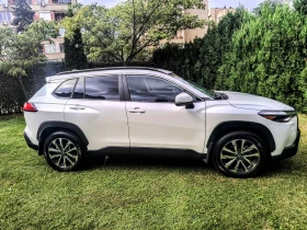 Обява за продажба на Toyota Rav4 Corolla cross XLE ~55 000 лв. - изображение 3