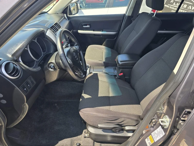 Suzuki Grand vitara 4X4 БЕНЗИН АВТОМАТИК НАВИГАЦИЯ КАМЕРА АВТОПИЛОТ , снимка 8 - Автомобили и джипове - 50880064